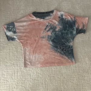 Boxy tie-dye tee shirt